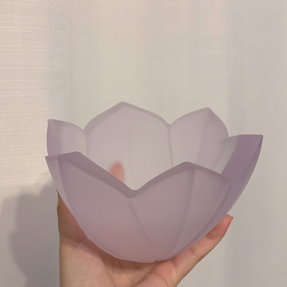 Lenox pink purple frosted glass flower bowl